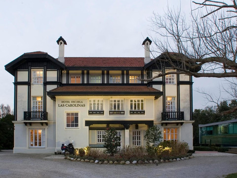 卡洛琳娜花园酒店