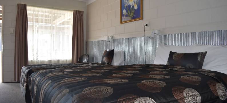 黑钻汽车旅馆(Black Diamond Motel)图片