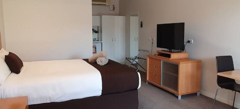 黄金礁汽车旅馆(Golden Reef Motor Inn)图片