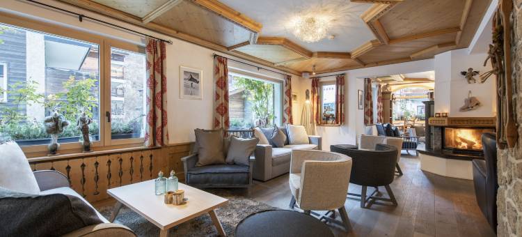 赛西亚瓦里塞酒店(Chesa Valese)图片