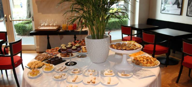 斯里酒店(Siri Hotel)图片