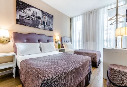 Exe Paris Centre Hotel Overview