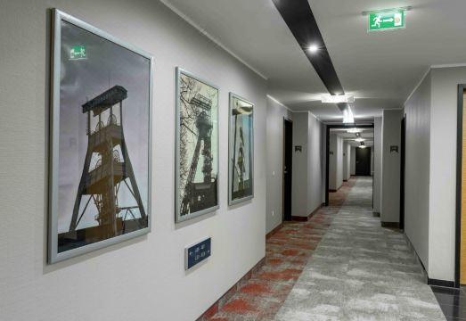 Ramada by Wyndham Essen Hotel Overview