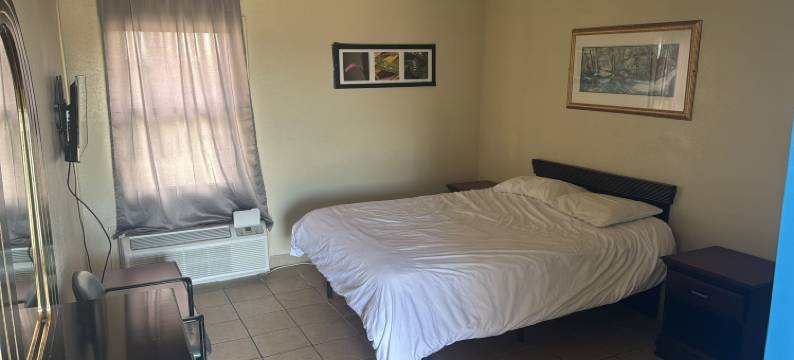 科尔庄园汽车旅馆 OYO 爱田市场中心(Cole Manor Motel By Oyo Love Field Market Center)图片