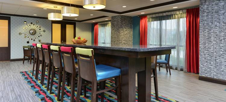 爱荷华城/大学区欢朋酒店(Hampton Inn Iowa City/University Area)图片