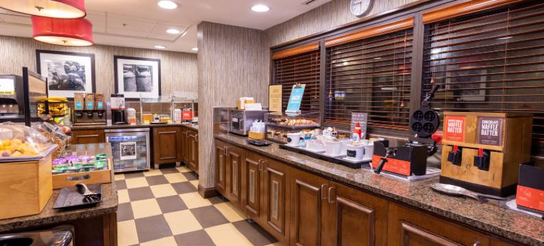 温斯顿塞勒姆哈尼斯购物中心欢朋酒店(Hampton Inn by Hilton Winston-Salem Hanes Mall)图片