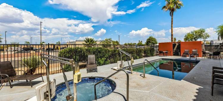 马拉纳-图森地区速8酒店(Super 8 by Wyndham Marana/Tucson Area)图片