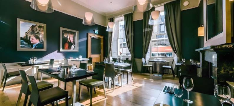 普莱斯酒店(The Place Hotel)图片