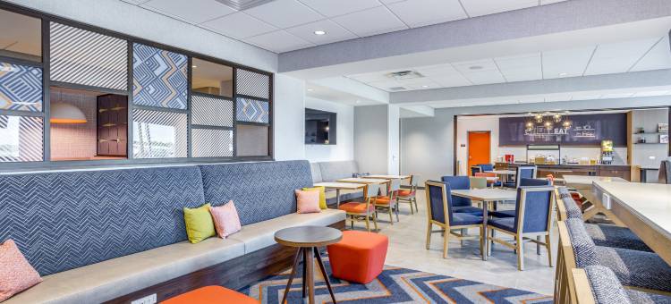 希尔顿欢朋客栈贝德福德(Hampton Inn by Hilton Bedford IN)图片