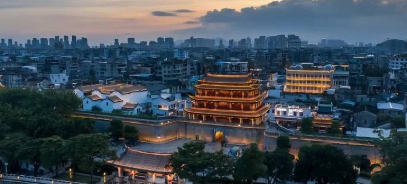 三潮温泉小镇韩江江景酒店图片