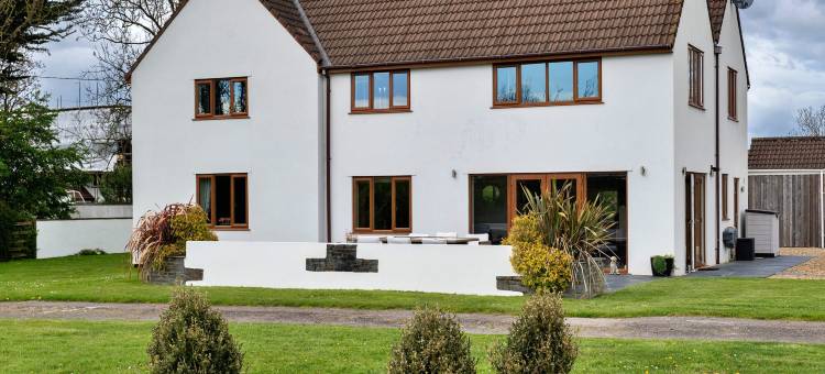 Farmhouse in Weston near Sandy Beaches图片