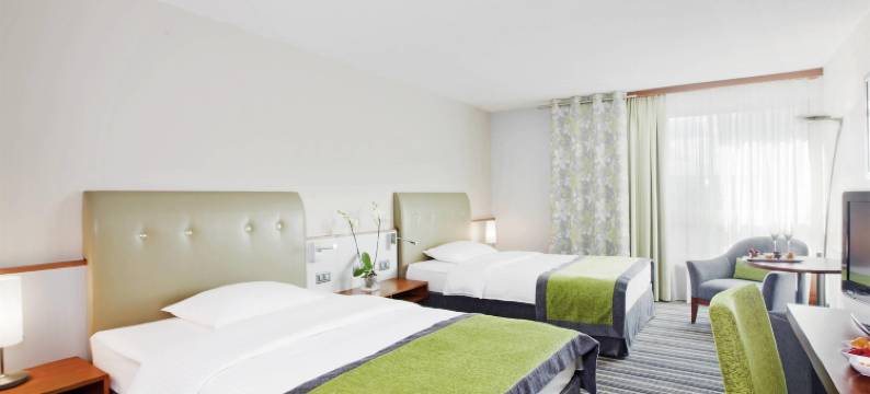 苏黎世机场瑞享酒店(Mövenpick Hotel Zürich Airport)图片