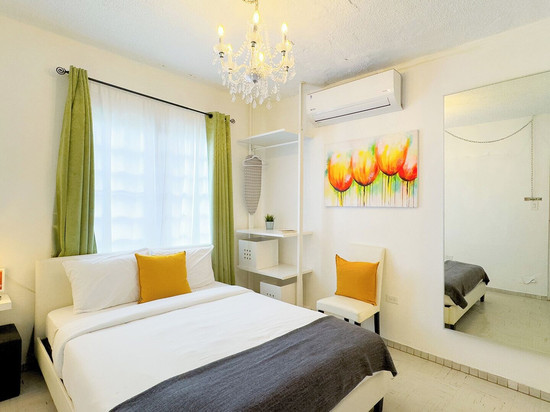 艾波尼托 207 酒店