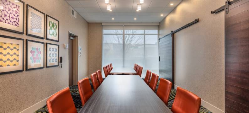 塞勒姆北凯泽尔智选假日套房酒店(Holiday Inn Express & Suites SALEM NORTH - KEIZER by IHG)图片