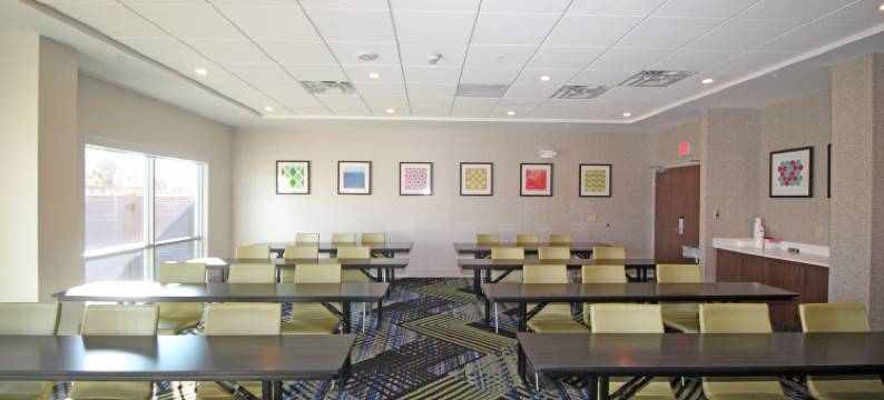 智选假日酒店及套房奥卡拉 by IHG(Holiday Inn Express & Suites OCALA by IHG)图片