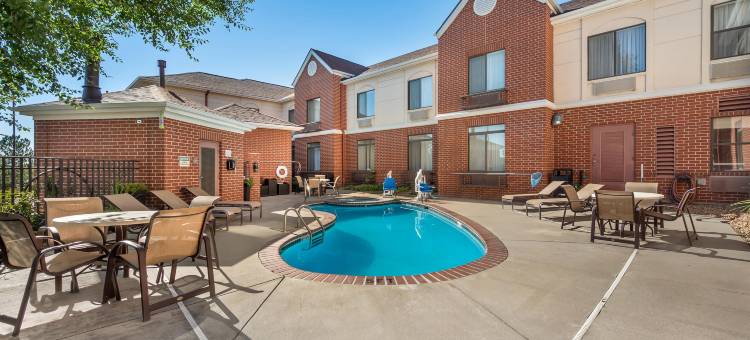 路易斯维尔贝斯特韦斯特优质套房酒店(Best Western Plus Louisville Inn  Suites)图片