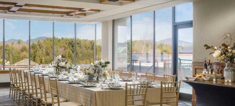 高峰度假酒店(High Peaks Resort)图片