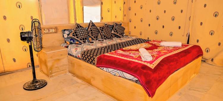 巴尔卡沙漠探险营地萨姆沙丘(Barkha Desert Safari Camp Sam Sand Dunes)图片