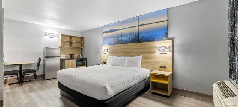 Days Inn & Suites by Wyndham Texas City(Days Inn & Suites by Wyndham Texas City)图片