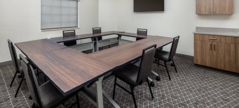 Candlewood Suites ST。罗伯特 by IHG(Candlewood Suites ST. Robert by IHG)图片