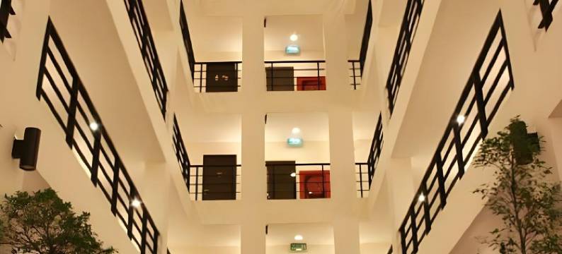 中庭拉卡达标13酒店(The Atrium Ratchada 13)图片