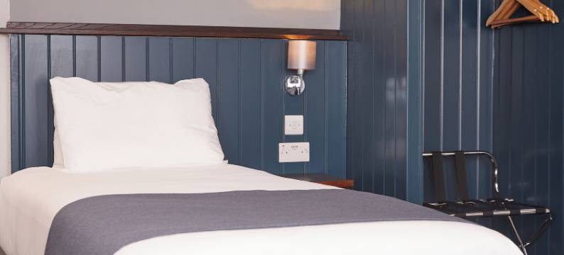 角落屋酒店 - 格林国王旅馆(Corner House Inn by Greene King Inns)图片