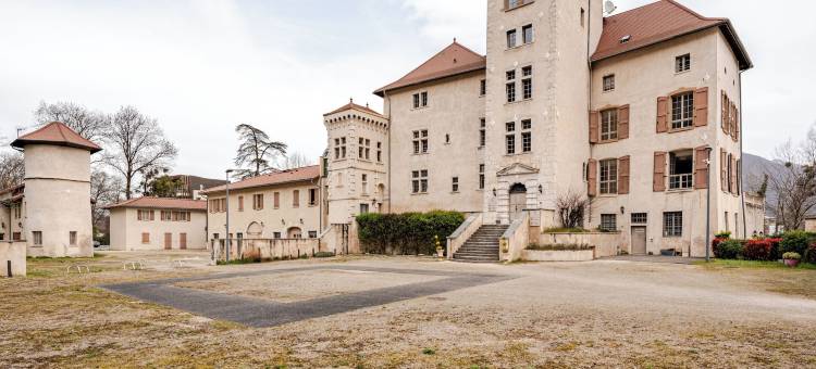 泰姆波罗基斯 - 拉罗谢特城堡酒店(Apparthôtel Tempologis - Chateau de la Rochette)图片
