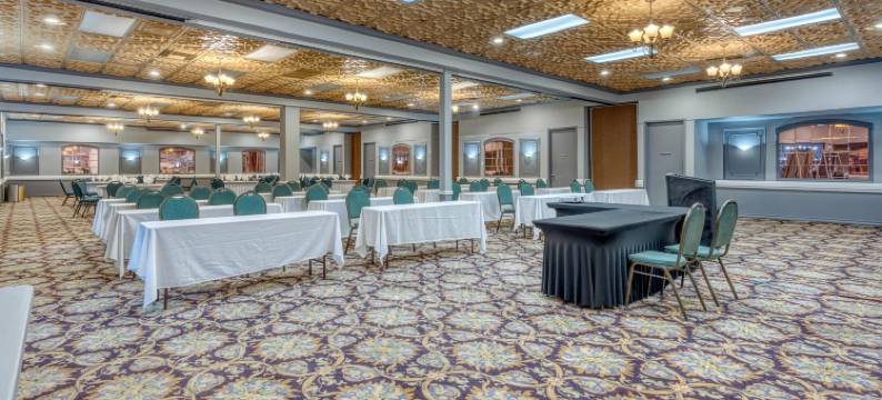 里诺机场贝斯特韦斯特SureStay Plus酒店(SureStay Plus Hotel by Best Western Reno Airport)图片