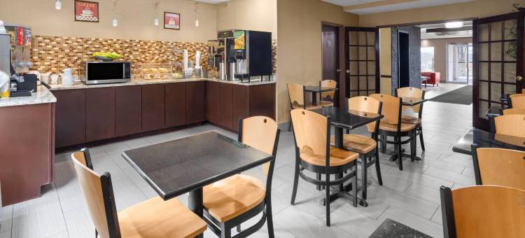 速8马斯/瑟堡-奥克特维尔酒店(Super 8 by Wyndham Mars/Cranberry/Pittsburgh Area)图片