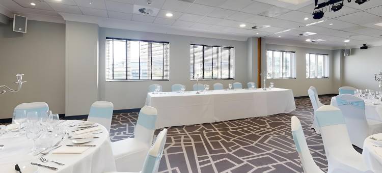 伯恩矛斯乡村酒店(Village Hotel Bournemouth)图片