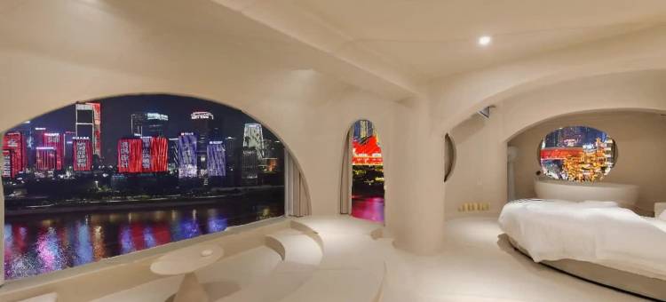Moon·光江景民宿(重庆解放碑步行街洪崖洞店)图片