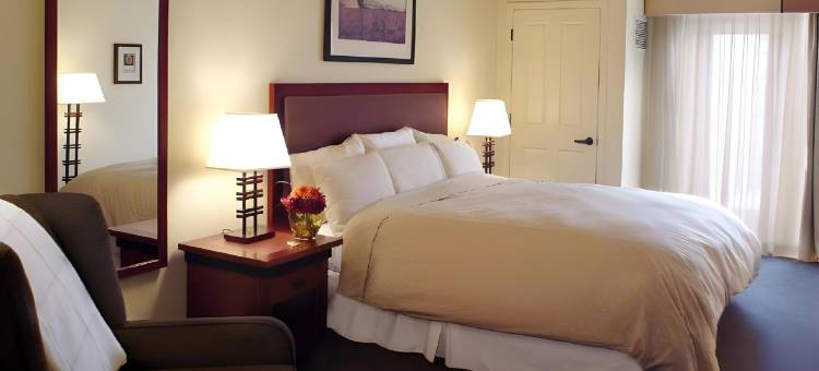 福尔瑟姆云杉登陆美国长住套房酒店(Larkspur Landing Extended Stay Suites Folsom)图片