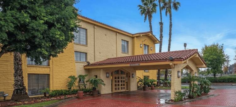 圣地亚哥维斯塔戴斯酒店(Days Inn by Wyndham San Diego Vista)图片