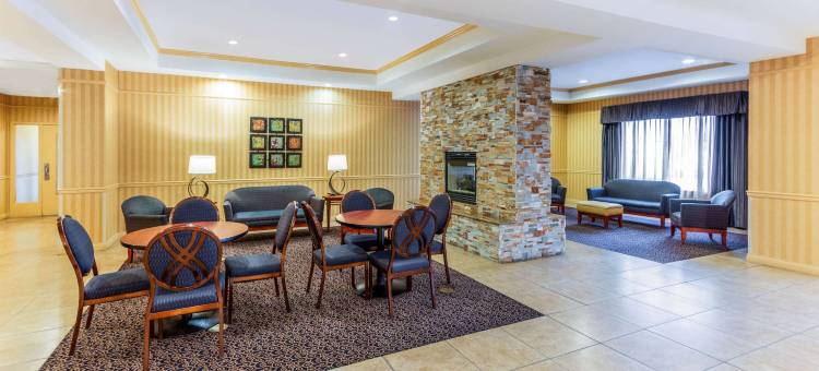 霍布斯拉昆塔温德姆套房酒店(La Quinta Inn & Suites by Wyndham Hobbs)图片