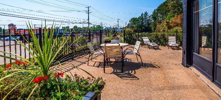 劳瑞尔山贝斯特韦斯特优质酒店(Best Western Plus Mont-Laurier)图片