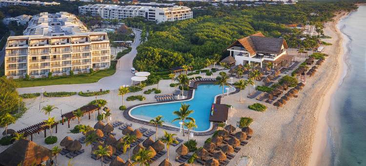 海河天堂艾贝索 - 限成人- 全包式(El Beso Adults Only at Ocean Riviera Paradise All Inclusive)图片