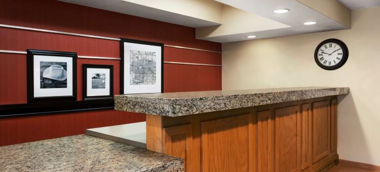 希尔顿欢朋酒店-休斯顿-威洛布鲁克购物中心(Hampton Inn Houston-Willowbrook Mall)图片