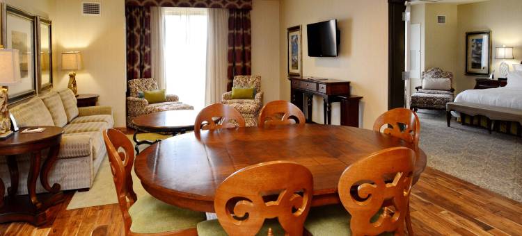 丹佛机场伍利经典套房酒店(Woolley's Classic Suites Denver Airport)图片