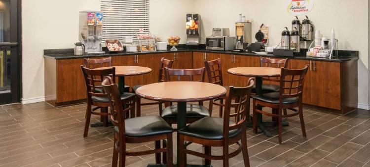 邓肯速8酒店(Super 8 by Wyndham Duncan)图片