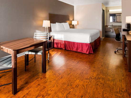 SureStay Plus Hotel by Best Western Hammond