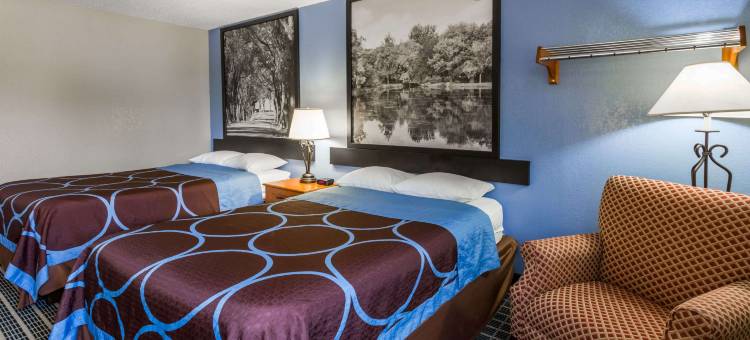 爱荷华市-科尔维尔速8酒店(Super 8 by Wyndham Iowa City/Coralville)图片