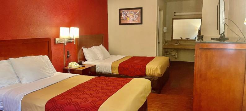 红地毯酒店-马里兰大学附近(Red Carpet Inn by University of MD)图片