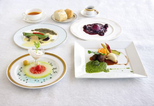 Breezbay Hotel Resort and SpaHotel Overview