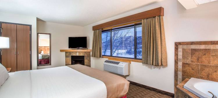 梅多拉美吟温德姆酒店(AmericInn by Wyndham Medora)图片