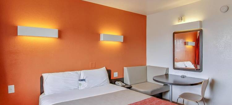 索尔文区布尔顿6号汽车旅馆(Motel 6 Buellton, CA - Solvang Area)图片