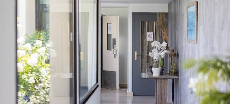 塞纳河畔诺让圣罗兰酒店(Hôtel Saint Laurent)图片