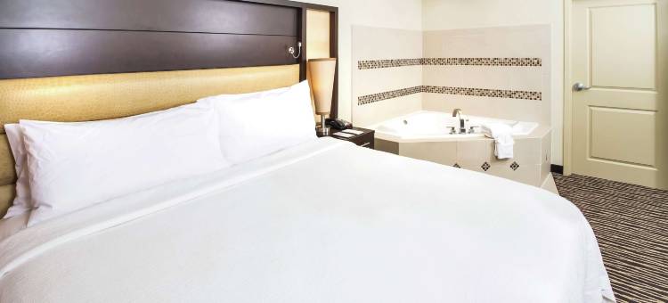 希尔顿费耶特维尔堡布拉格大使套房酒店(Embassy Suites by Hilton Fayetteville Fort Bragg)图片
