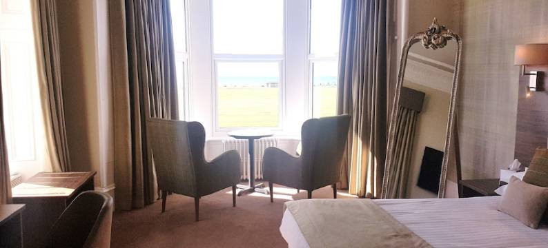 费尔菲尔德别墅酒店(Fairfield House Hotel)图片