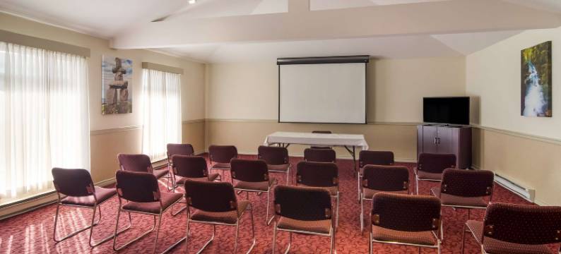 贝斯特韦斯特卡比兰诺温哥华北SureStay酒店(SureStay Hotel by Best Western North Vancouver Capilano)图片