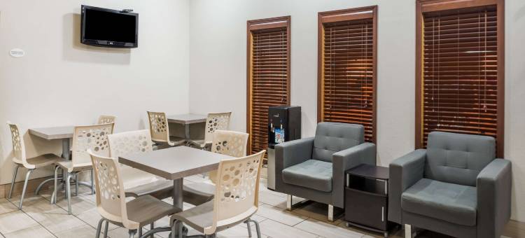 西部平原速8酒店(Super 8 by Wyndham West Plains)图片